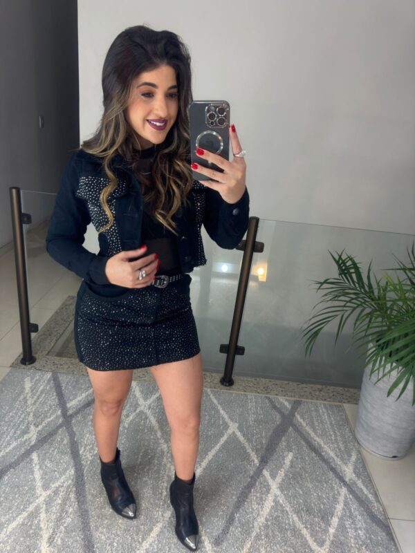 saia jeans pedraria