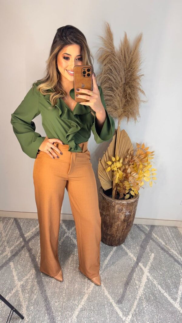 blusa babado