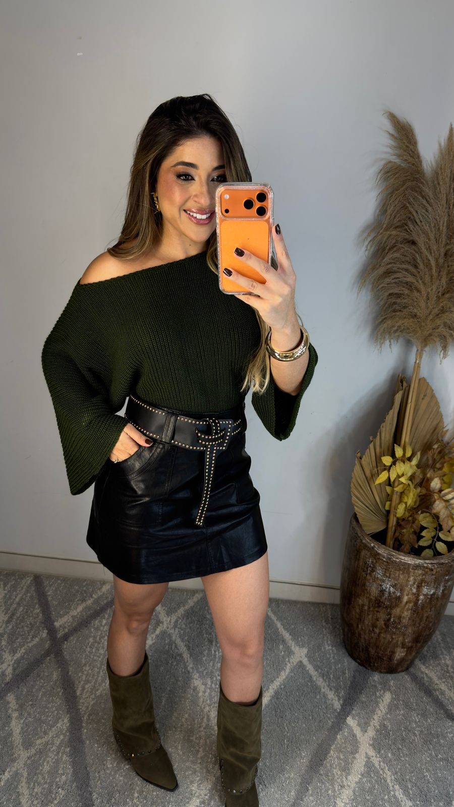 Short Saia